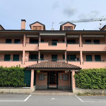 Bilocale A Lainate Lainhouse Apartment Exterior foto